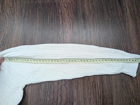 Pulover s meniacou aplikáciou, tchibo,134