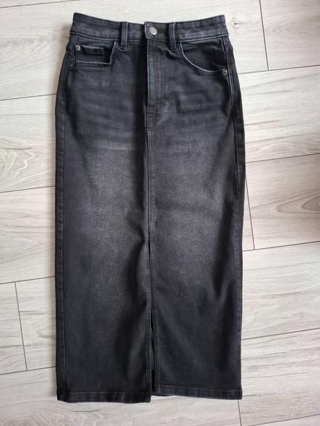 Nenosena riflova sukna, sedi na xs/s, sinsay,xs