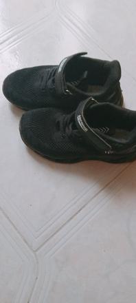 Svietiace tenisky, 29