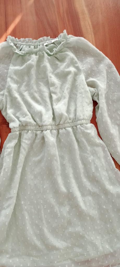 Šaty 140, sinsay,140