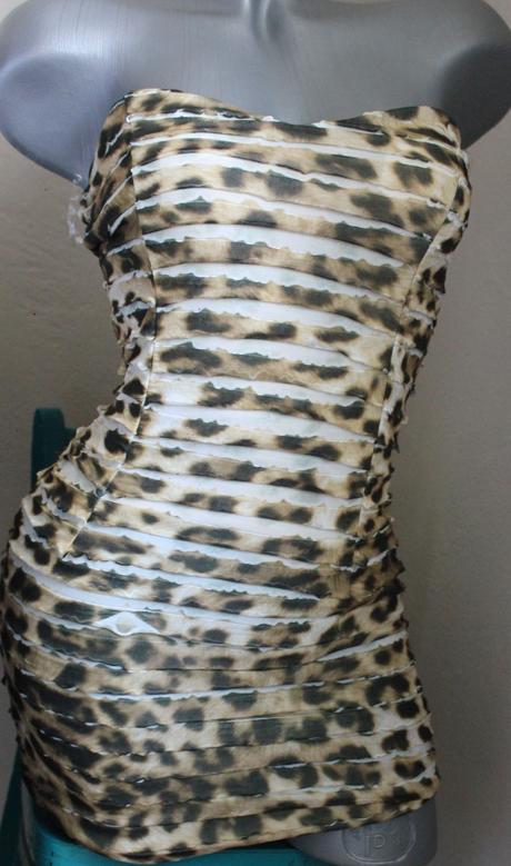 Exkluzivne mini saty, s