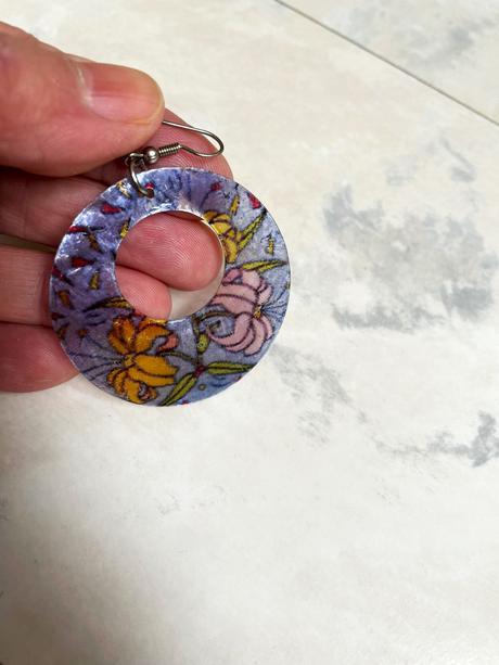 Perleťové náušnice, 