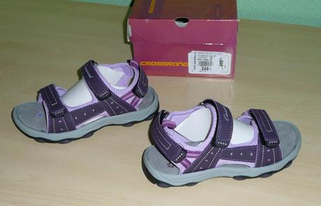 Kožené sandálky_vnút. dĺžka 20,5 cm, 33