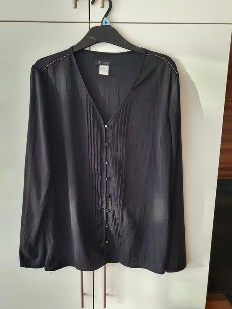 Čierna blúzka essentiel, 38