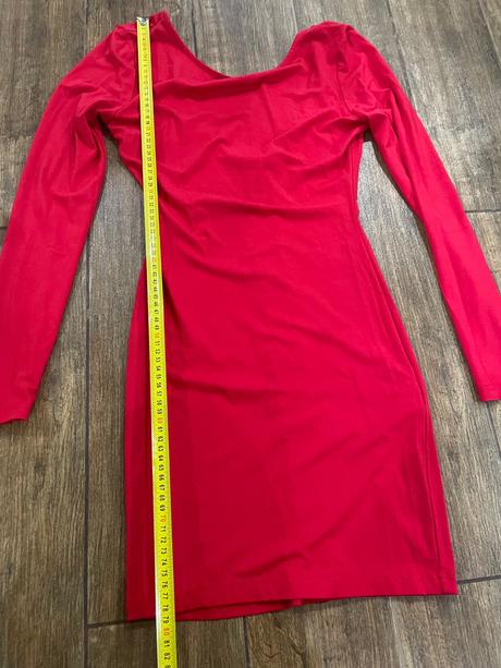 Cervené saty, amisu,36