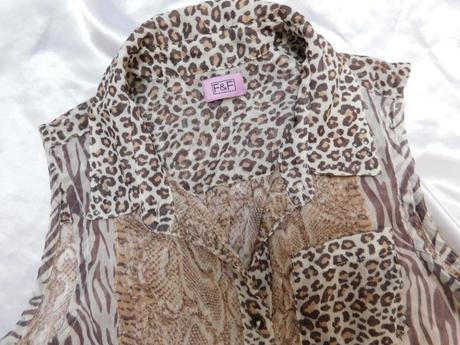 Pekna trendy bluzka, f&f,140