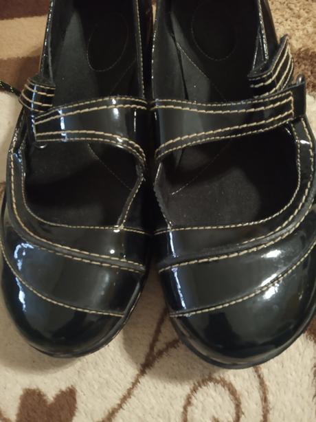Lakove poltopánky 40, clarks,40