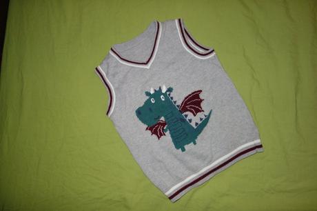 Kompletik nohavic, kosielky a vesticky tu, tu,80