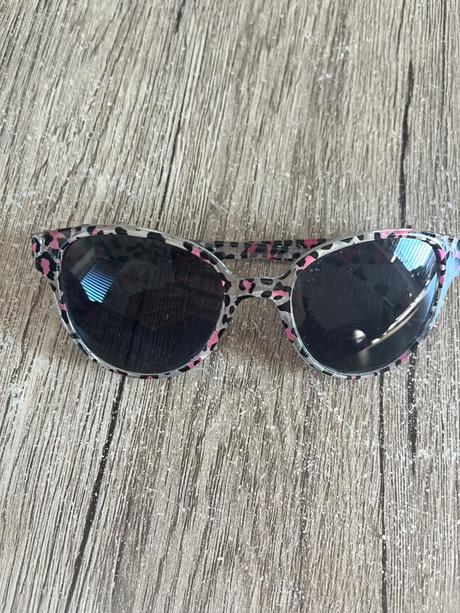 Slnecne okuliare,