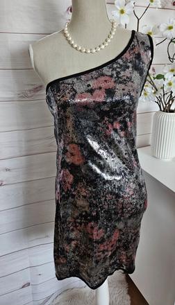 Pekné zaujímavé šaty, george,m