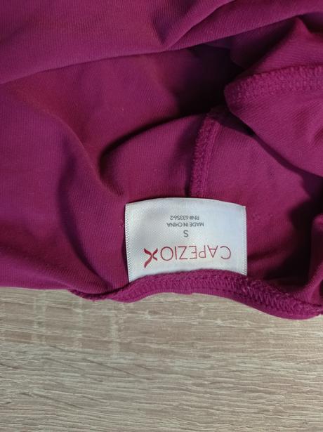 Predám tanečné dresy, capezio,s