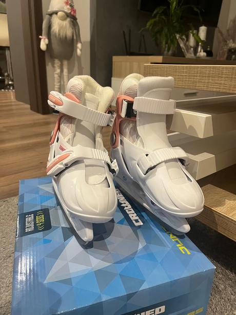 Korčule na ľad pre dievča, crowned,29