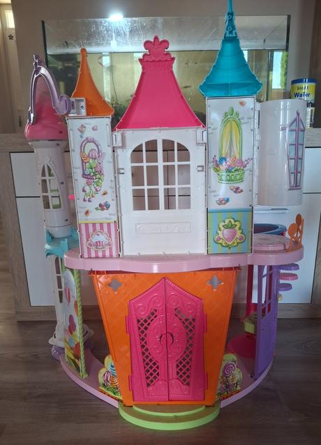 Barbie dreamtopia domček dúhový zámok, 