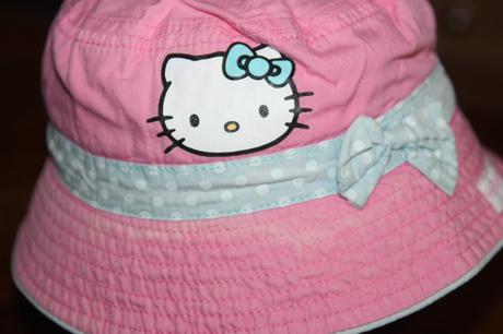 Klobucik hello kitty, h&m,86