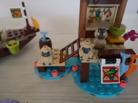 Lego disney 43185 boun a jeho loď,