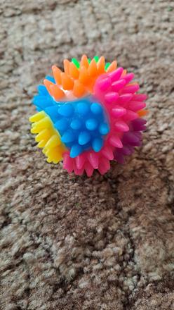 Masážna svietiaca loptička,