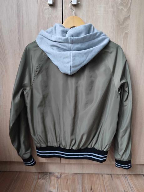 Dámska prechodná bunda / bombera, l