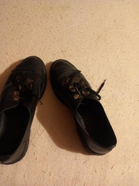 Predám dámske topánky, 39