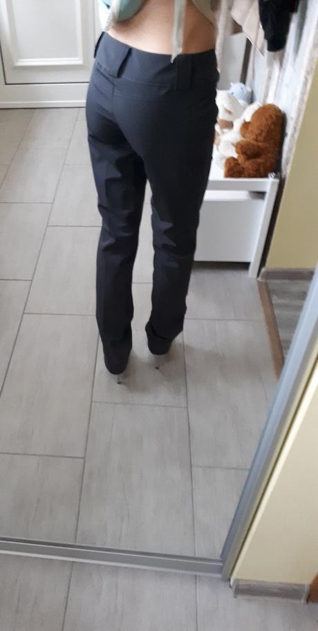 Elegantné šedé nohavice, 38