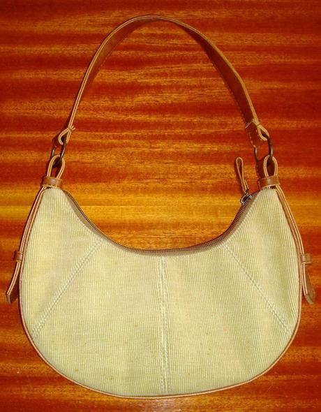 Menčestrová kabelka, 