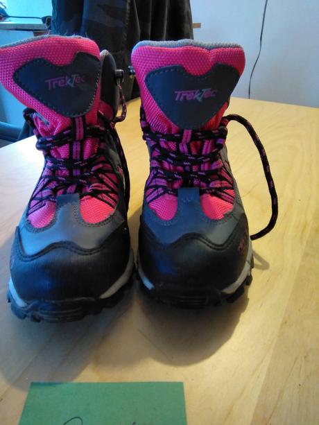 Trekingové topánky, 31