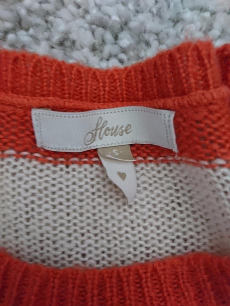 Pruzkovany sveter, s