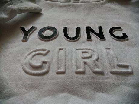 Biela hrubsia mikina., reserved,152