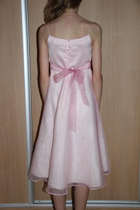 Princezničkové šaty, 134