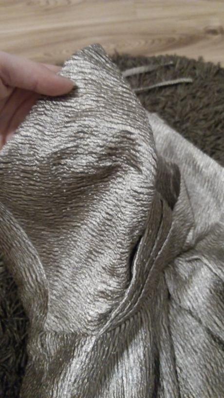 Sexi zlaté šaty zn.coast, 34