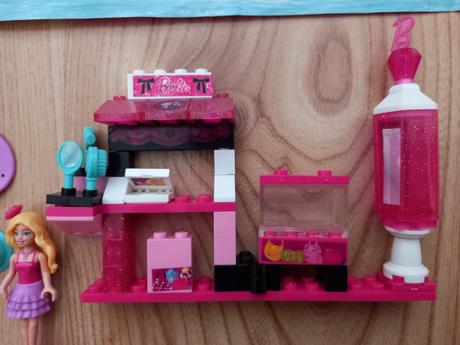 Barbie mega blocks,