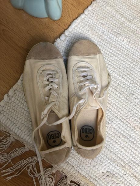 Béžové snurovacie topánky, 37