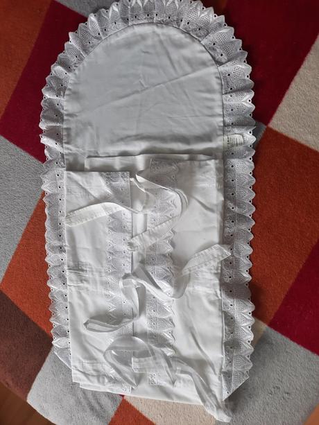 Zavinovačka bez výplne - 124 x 33 cm + 5 cm čipka,