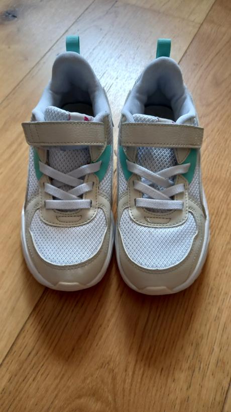 Dievčenské tenisky, puma,33