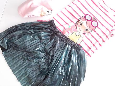 Lesklá sukňa skladana, pepco,140