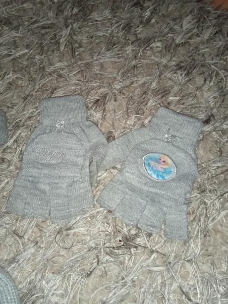 Čiapka +nakrčnik+rukavice - 54, disney,54