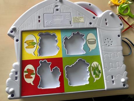 Hracka - hrajuca a svietiaca farma, 