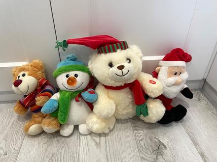 Vianoční plyšáci spievajúci, 