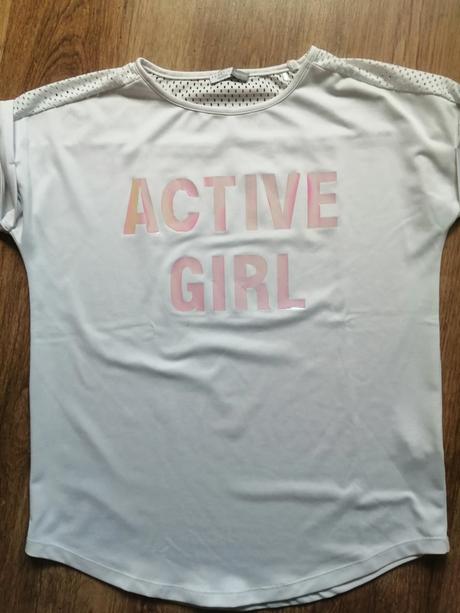 Dievcenske tricka letne., reserved,146