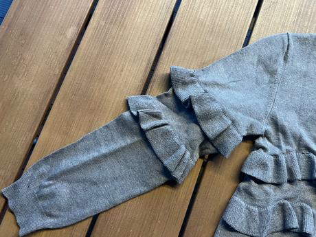 Svetrik pdl s volanmi, pompdelux,134