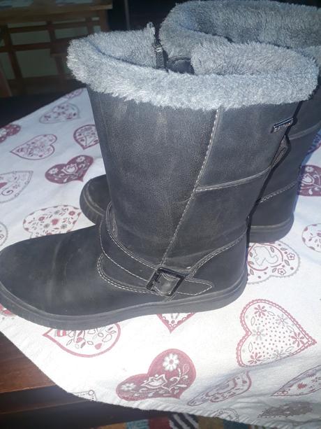 Tmavomodre teple bezchybne cizmy,cena aj s postou, deichmann,32