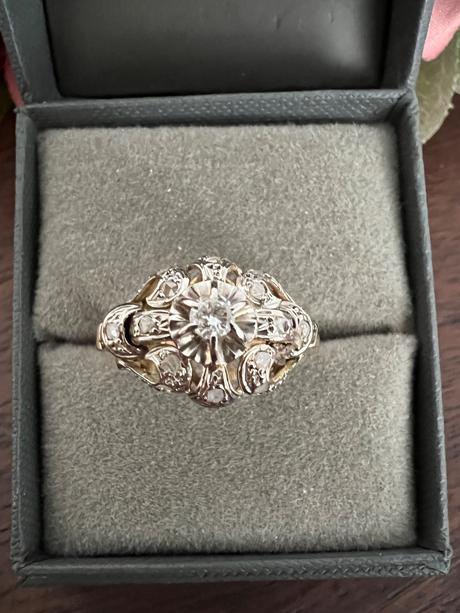 Diamantovy prsten z 18k zlata, 