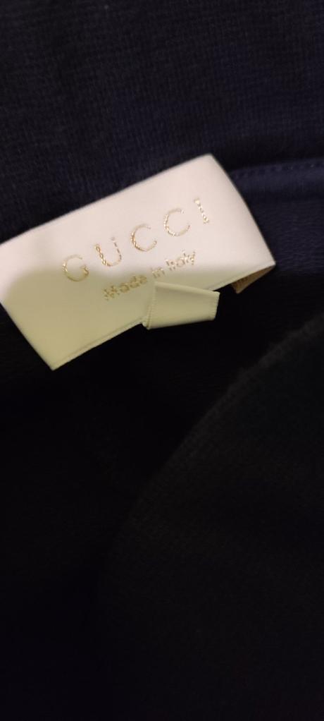 Tepláky gucci, 140