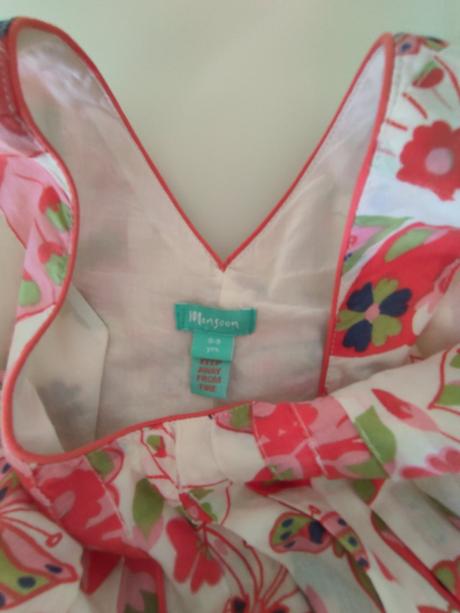 Dievčenské šaty, 128