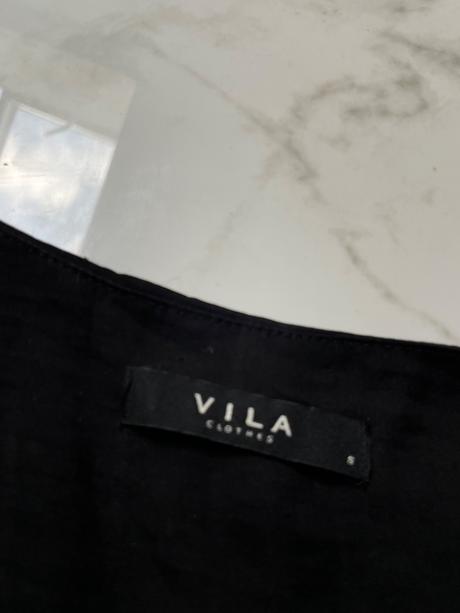 Vila elegantná čierna blúzka, s