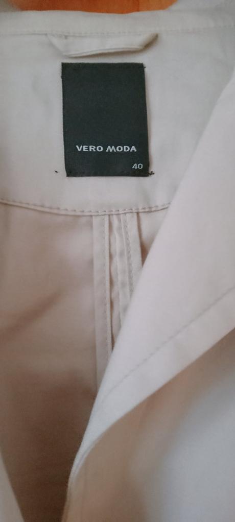 Krásne sako, vero moda,40