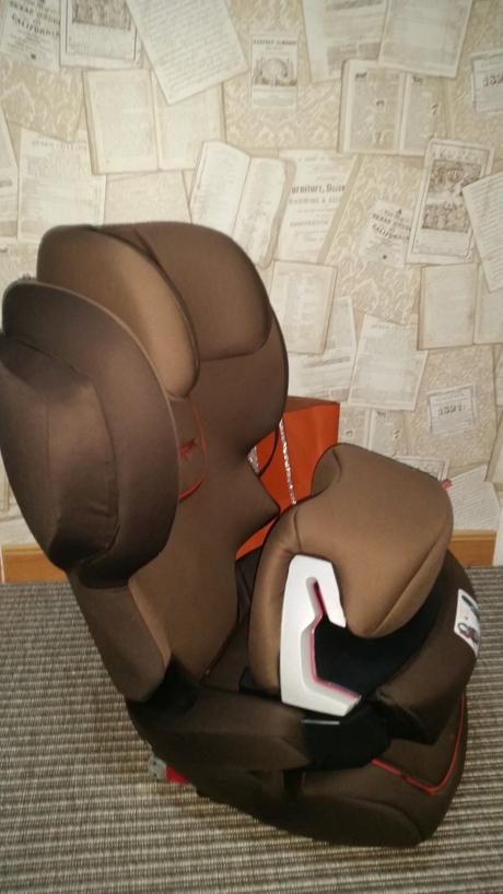 Autosedačka s pultíkom juno 2fix, cybex