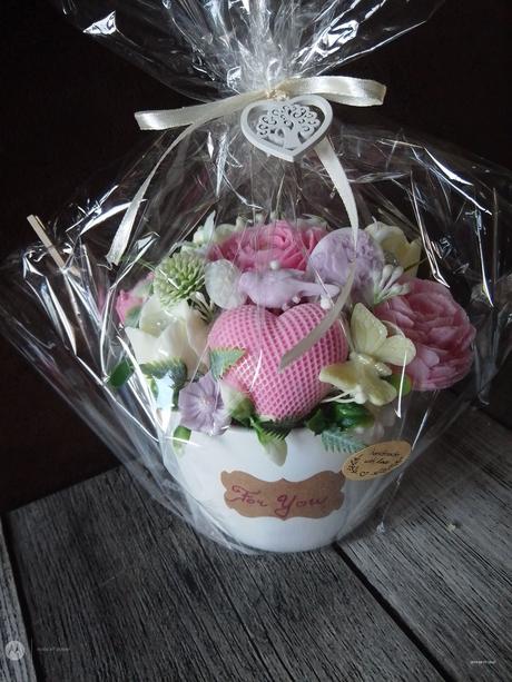 Umývacia mydlová kytička pivonky vs tulipany,