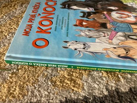 Moja prvá knižka o koňoch (2009),