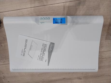Digitálna detská váha primipesi 1300, nuvita