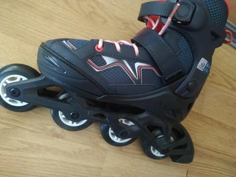 Nastaviteľné kolieskové korčule 35-38, 36